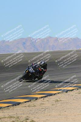 media/Nov-12-2023-SoCal Trackdays (Sun) [[5d1fba4e7d]]/Bowl (930am)/